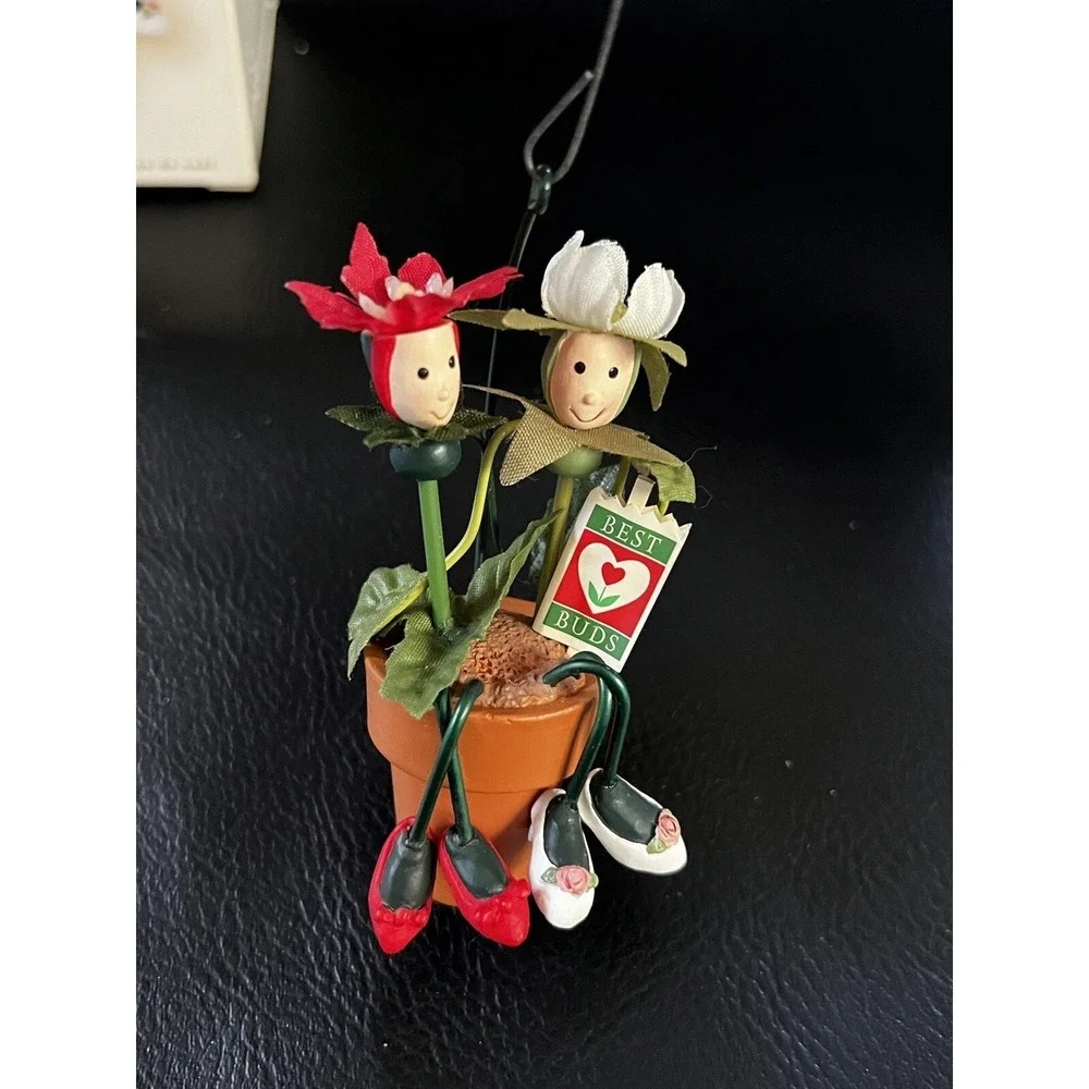 Hallmark Ornament Best Buds Two Flowers in a Flowerpot 2007 Christmas Keepsake